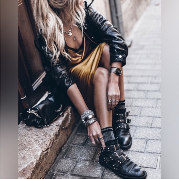 Zadig & Voltaire Laureen Studded Spikes Ankle Boots - Picture 2 of 12
